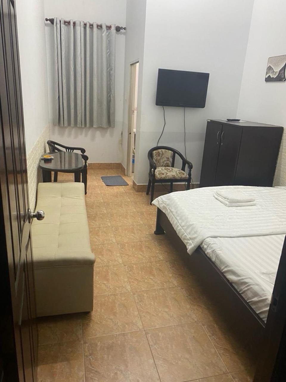 Khach San Khanh Du - Khanh Du Hotel Bien Hoa Eksteriør bilde