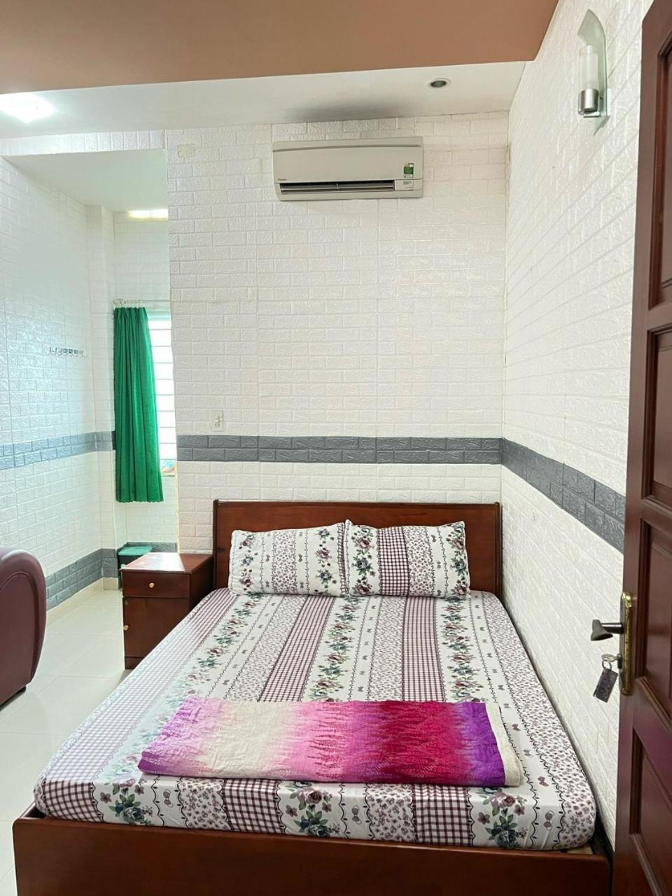 Khach San Khanh Du - Khanh Du Hotel Bien Hoa Eksteriør bilde