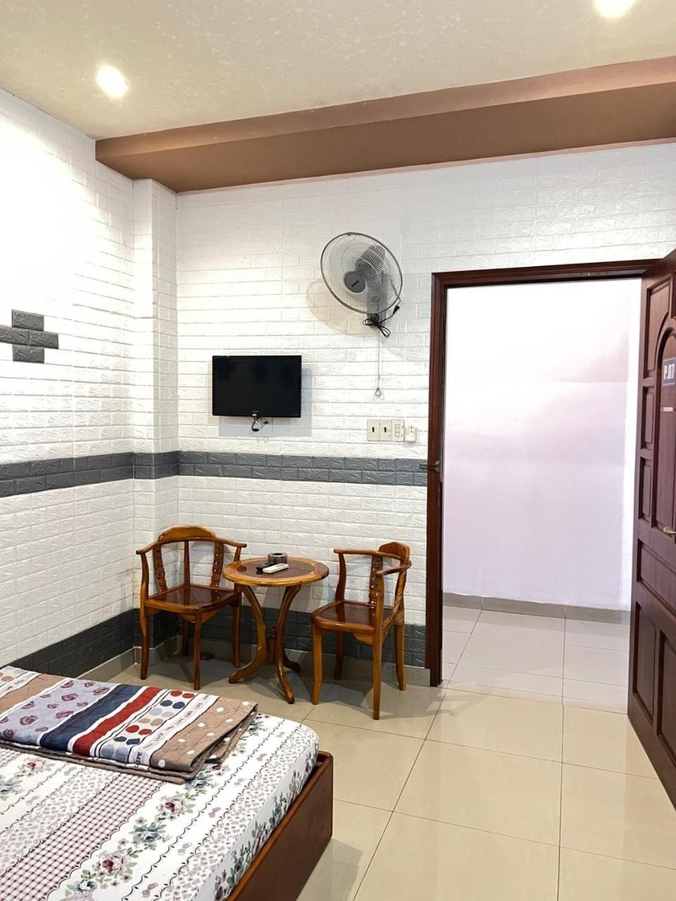 Khach San Khanh Du - Khanh Du Hotel Bien Hoa Eksteriør bilde